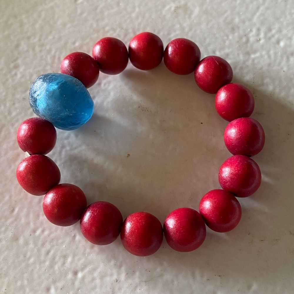 Wooden Beaded & Recycled Glass Stretch Bracelet
